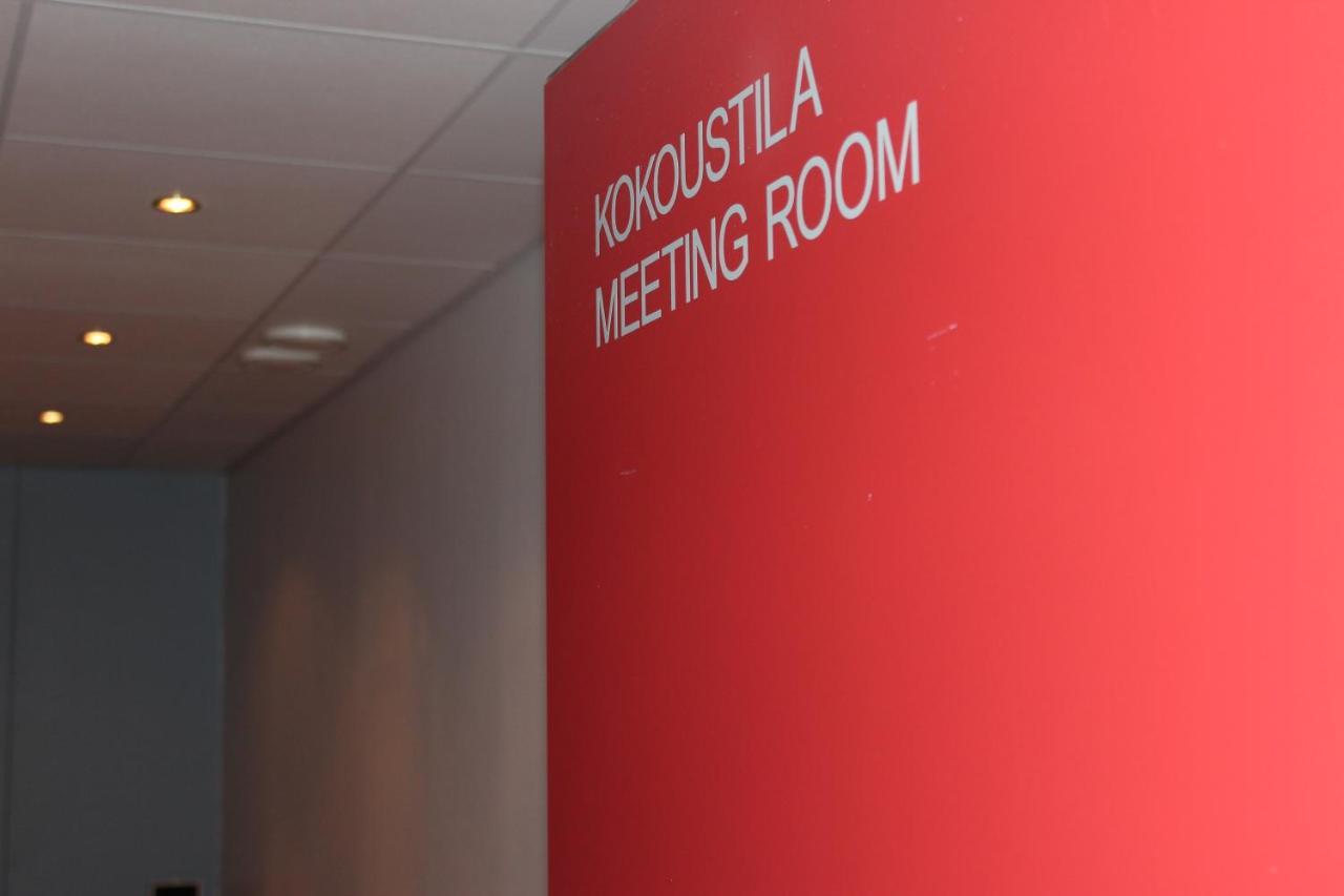 Hotel Tikkurila Vantaa Kültér fotó