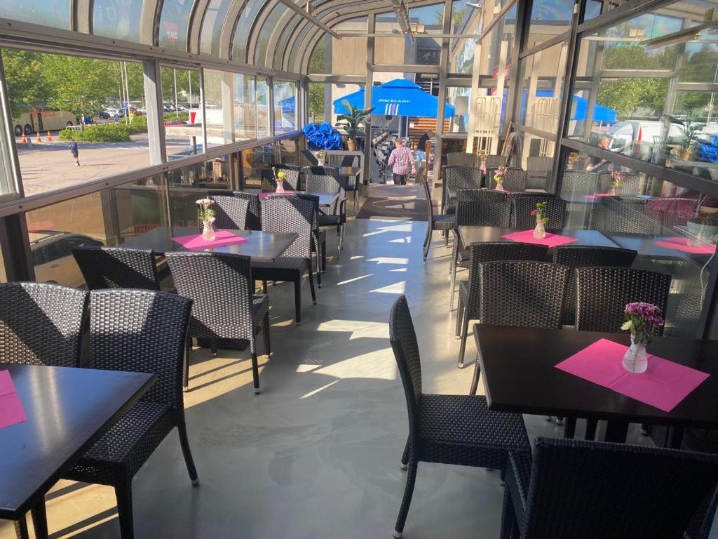 Hotel Tikkurila Vantaa Kültér fotó