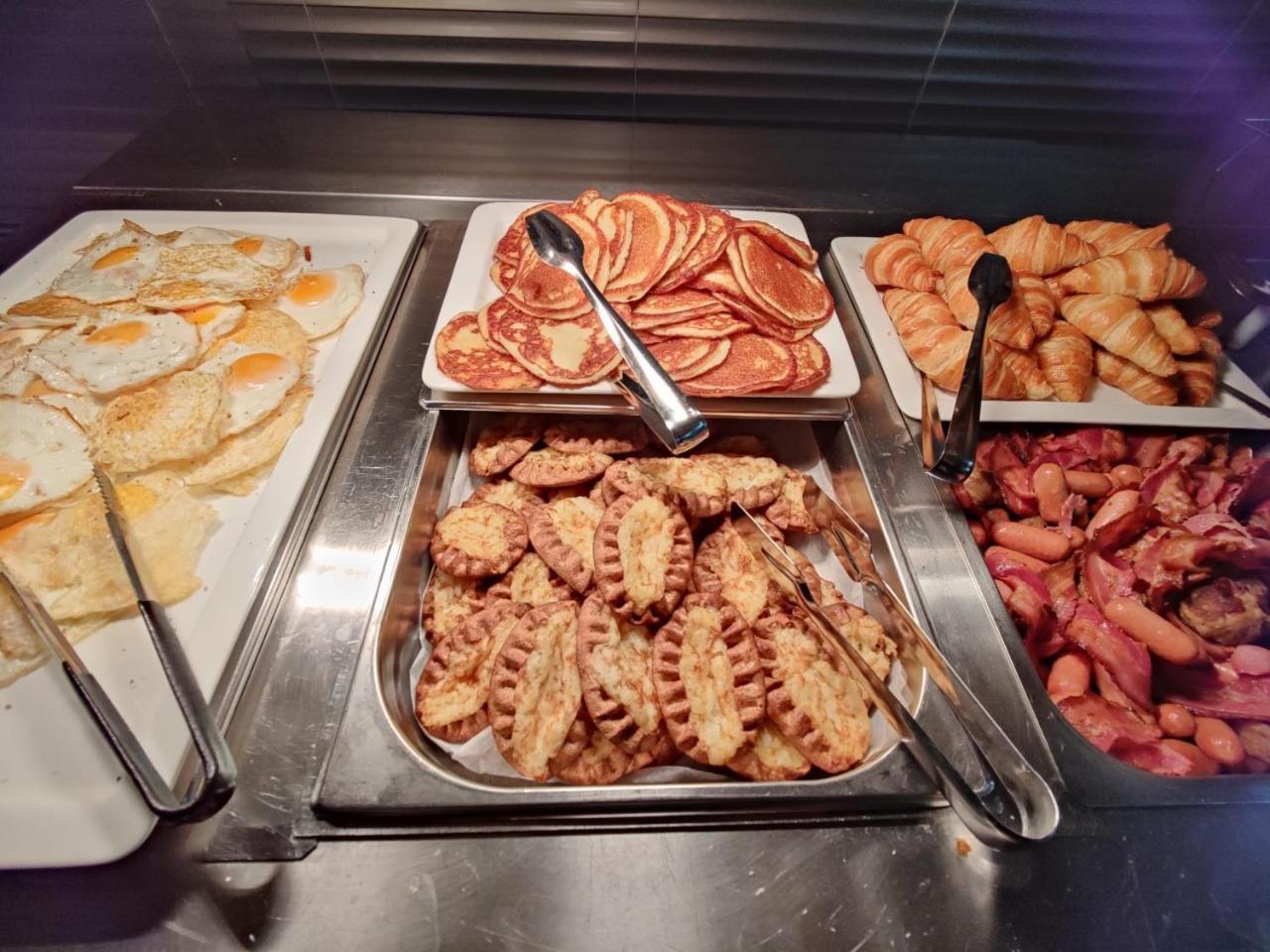 Hotel Tikkurila Vantaa Kültér fotó